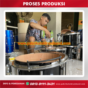 Alat musik drumband di samarinda